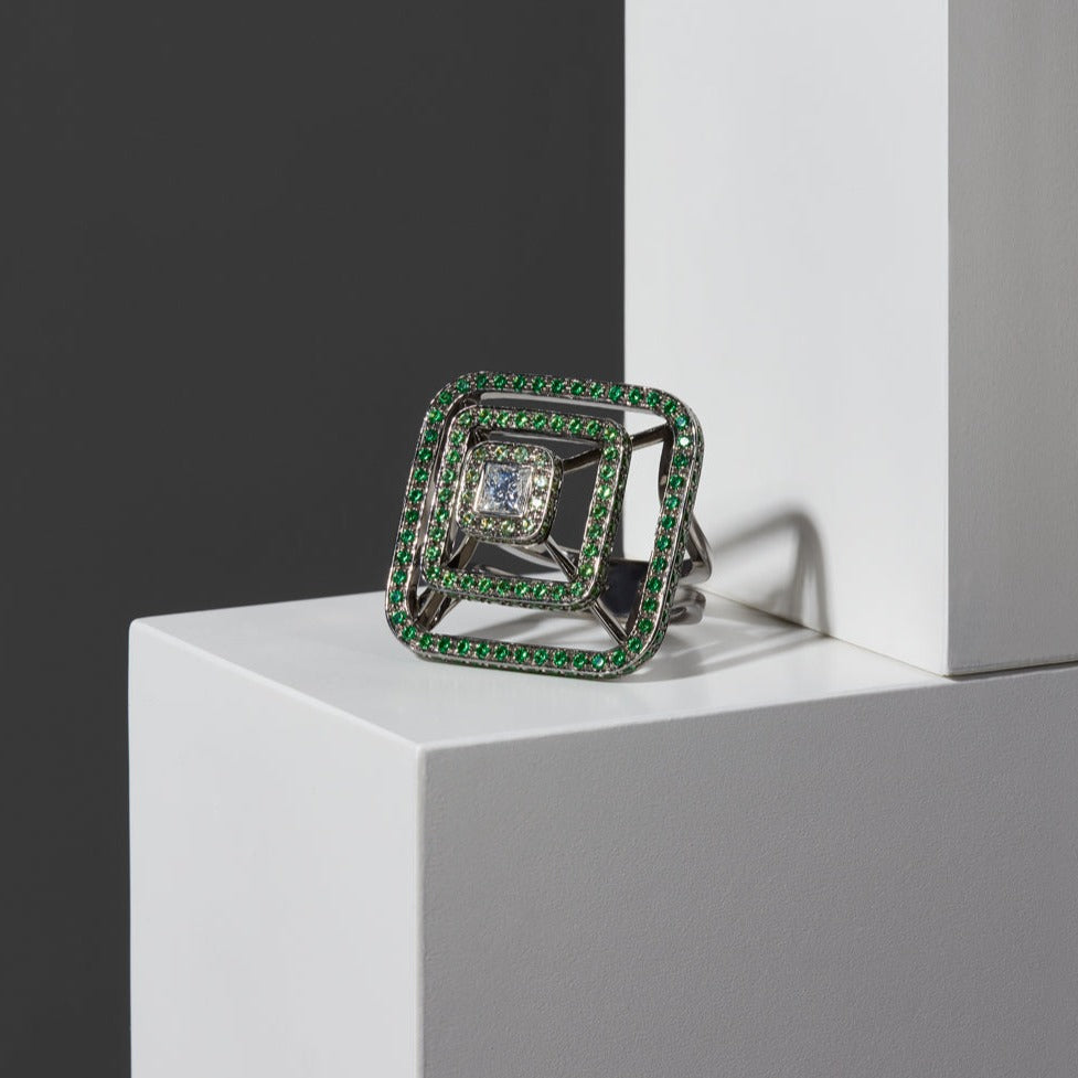 Piece Pyramid 3D Tsavorite & Diamond Ring