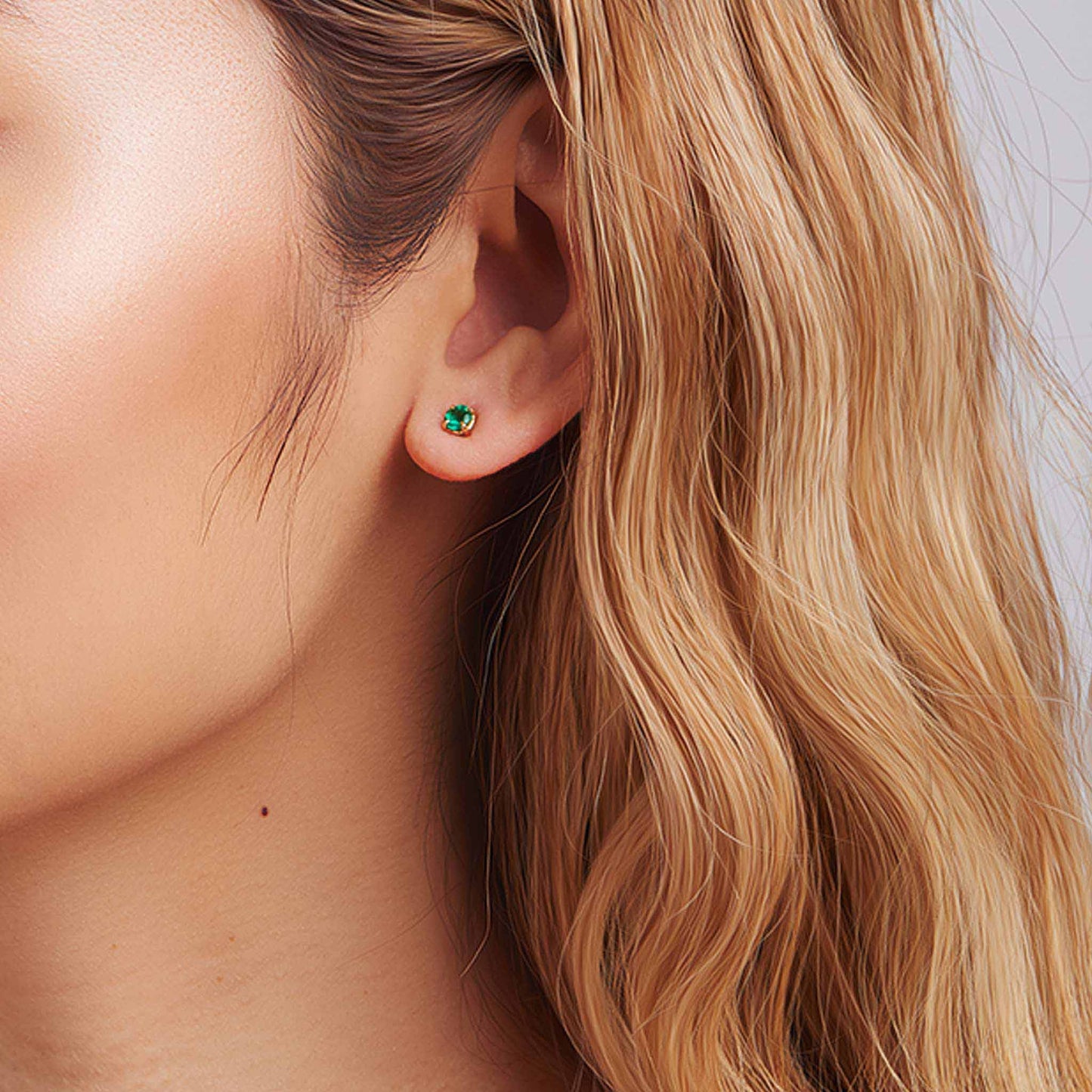 Round Brilliant Cut Emerald Studs - 4mm