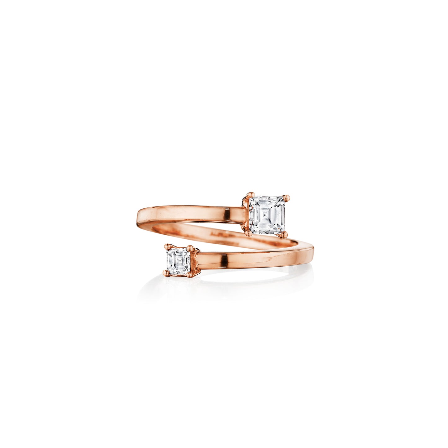 Piece Bypass Carré Cut Diamond Ring