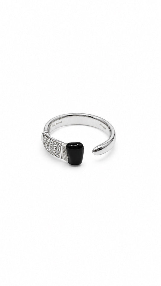 Black Parsons Brush Diamond Ring, 18KW