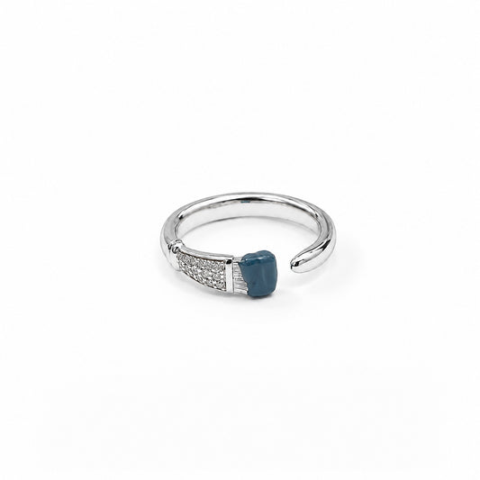 Blue Parsons Brush Diamond Ring, 18KW