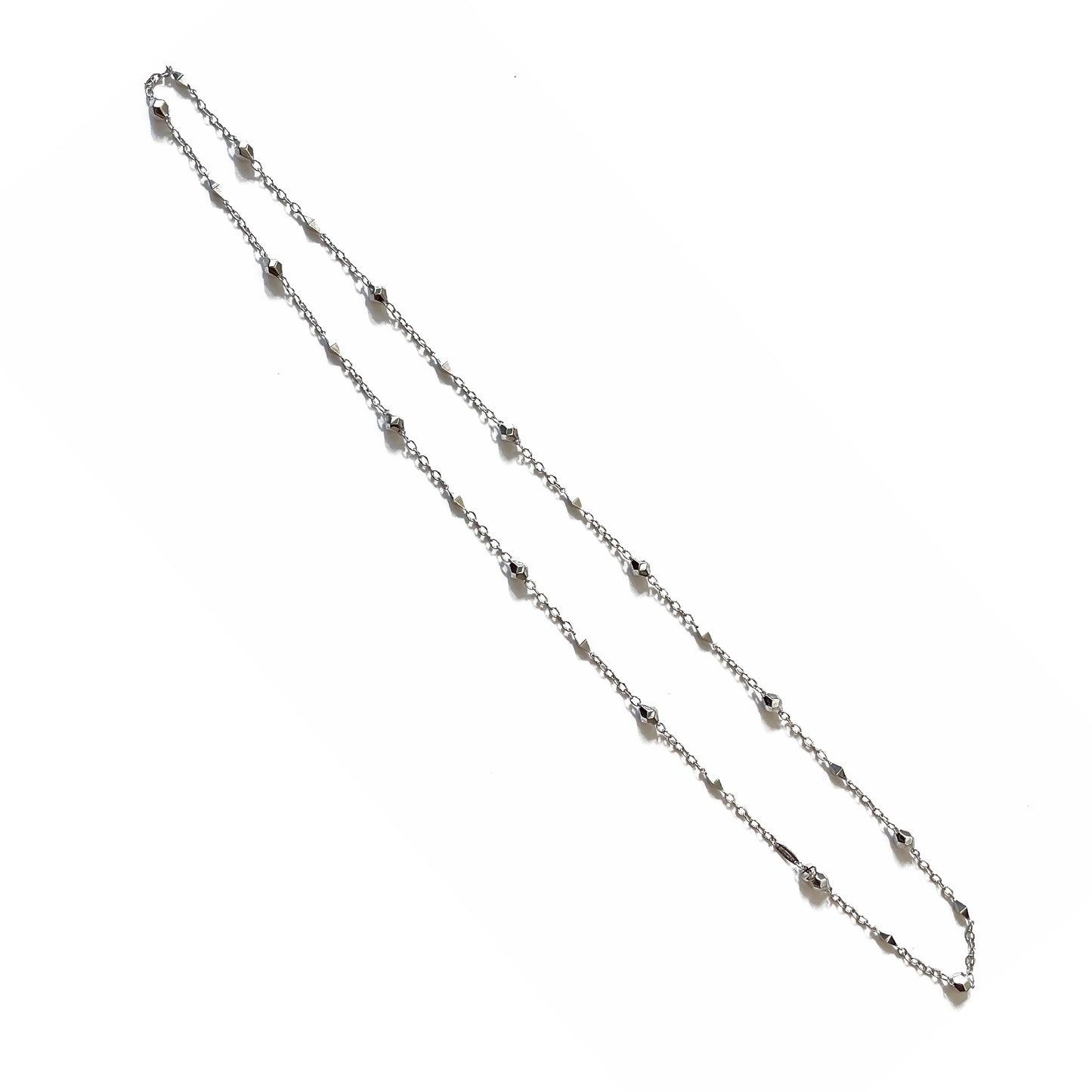 Jackson Pyramid Chain Necklace – 33in