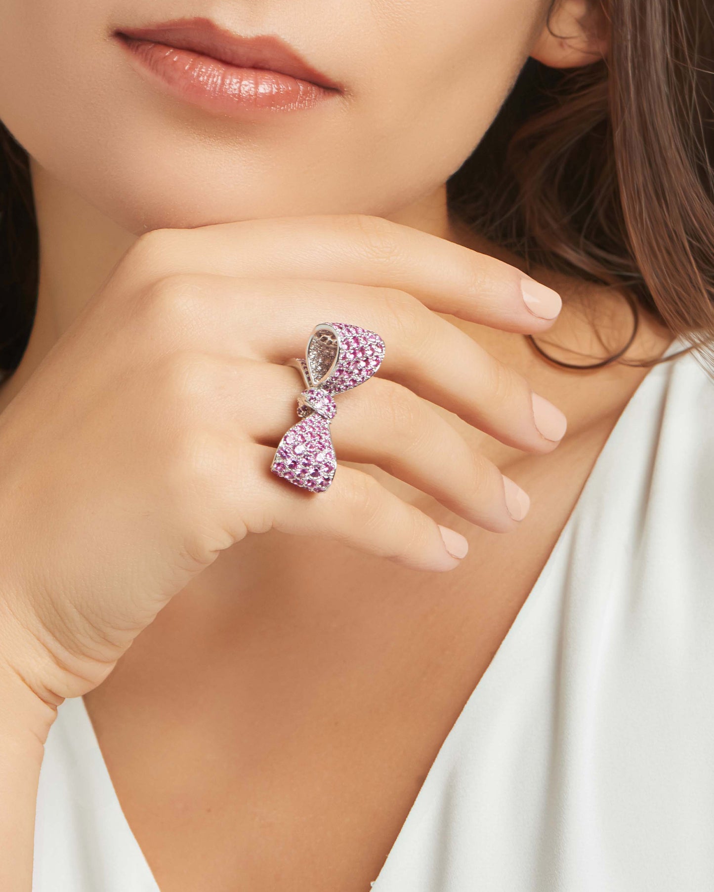 Bow Pink Sapphire & Diamond Ring w/Pavé Shank – Medium