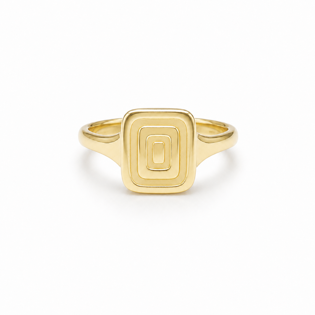 Piece Medium Icon Ring, 18KY